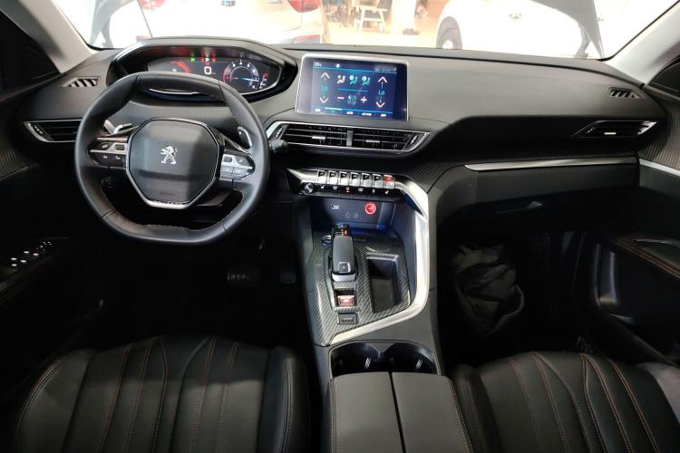 标致4008 2018款 350THP 精英版中控内饰7002