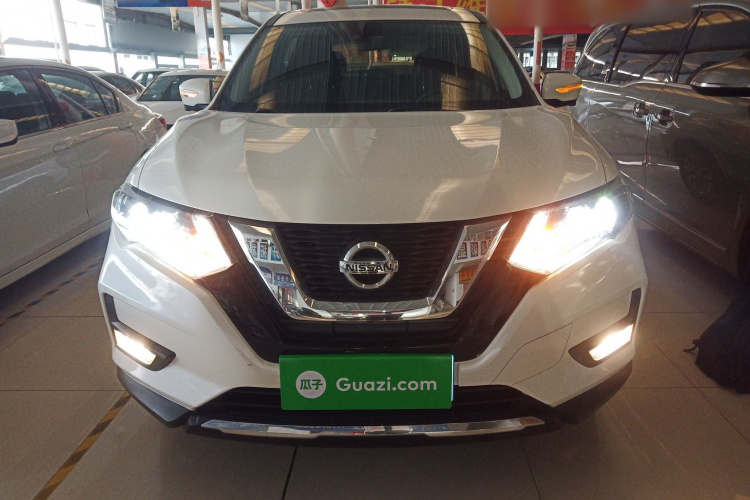 日产 奇骏 2020款 2.0L XL Premium CVT 2WD智联尊享版车身外观2