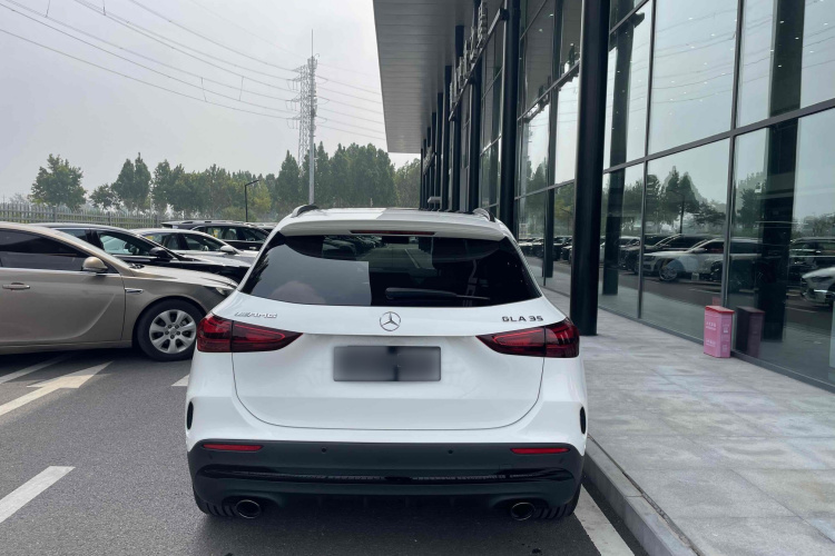 奔驰GLA AMG 2024款 AMG GLA 35 4MATIC车身外观6003
