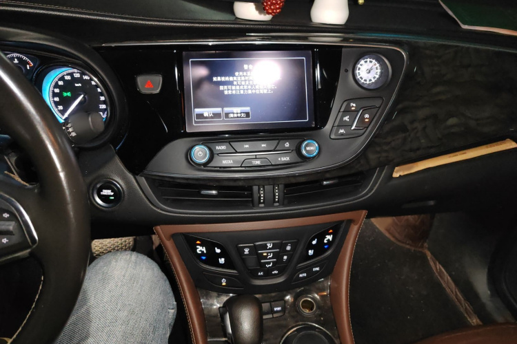 别克 昂科威 2016款 28T 四驱豪华型局部细节16