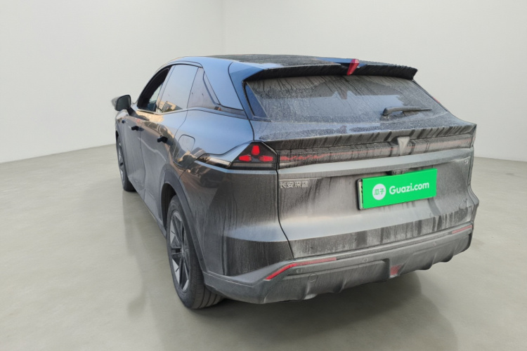 深蓝汽车 深蓝S07 2023款 200Max增程版车身外观5