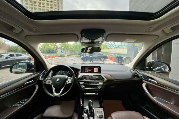 宝马X3 2018款 xDrive28i 豪华套装 国VI中控内饰7001