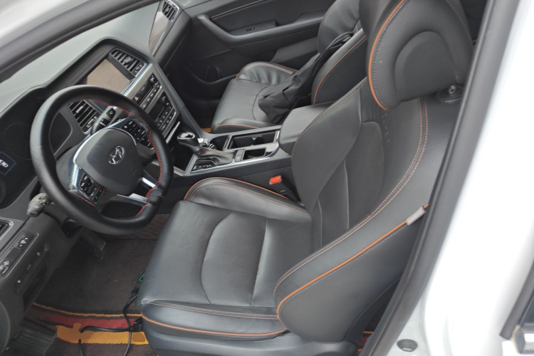 现代 索纳塔 2017款 1.6T GLS智能型中控内饰19