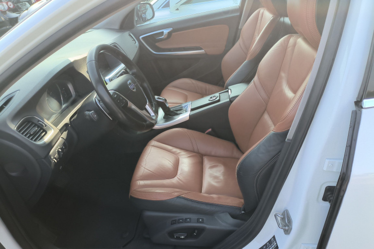 沃尔沃V60 2014款 改款 T5 智雅版局部细节19