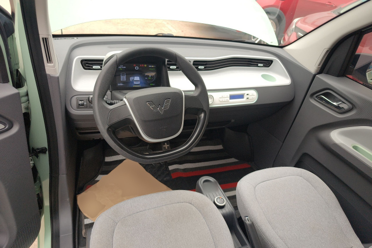 五菱汽车 宏光MINIEV 2022款 轻松款 磷酸铁锂中控内饰12