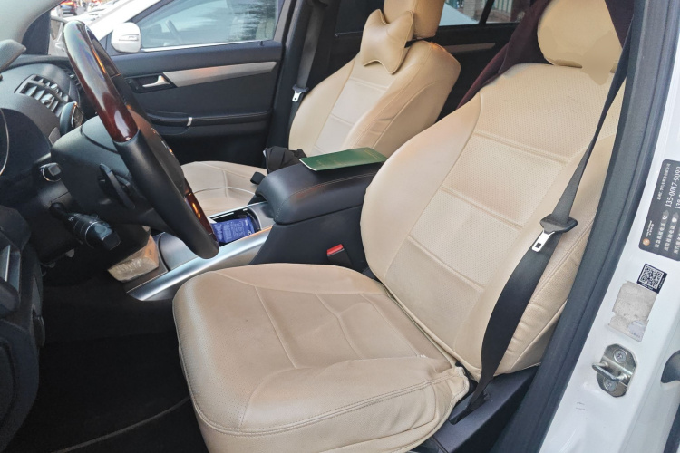 奔驰R级 2014款 R 320 4MATIC 商务型中控内饰19