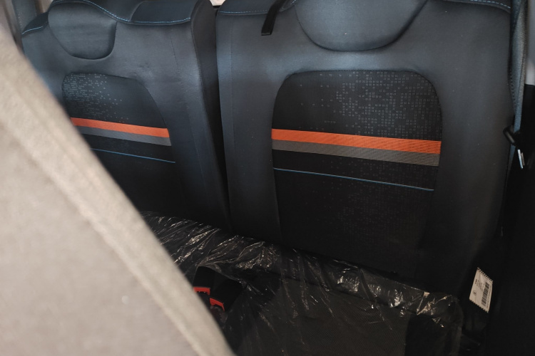 五菱汽车 宏光MINIEV 2021款 马卡龙臻享款 磷酸铁锂中控内饰21