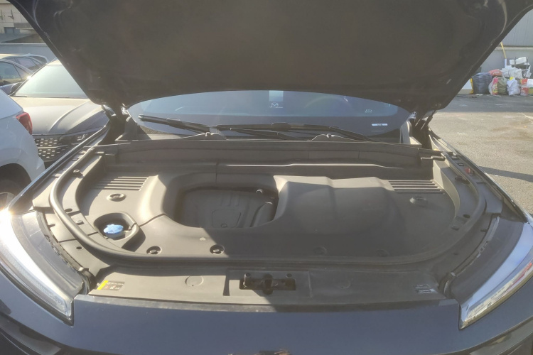 魏牌 蓝山 2023款 四驱超长续航版机舱底盘24