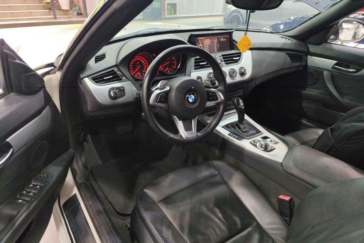 宝马Z4 2009款 sDrive23i领先型中控内饰7002