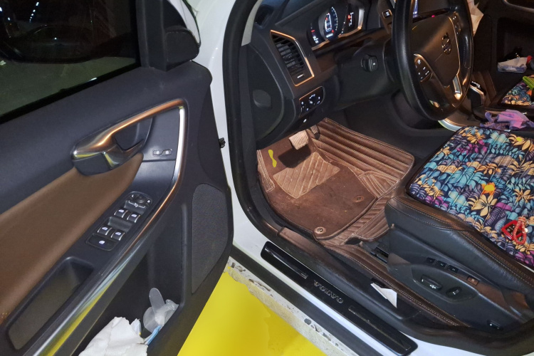 沃尔沃XC60 2017款 T5 AWD 智远升级版中控内饰20