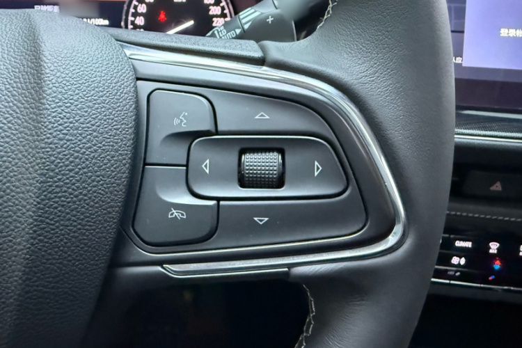 别克 2022款 改款 昂科威S 552T 两驱豪华型局部细节13