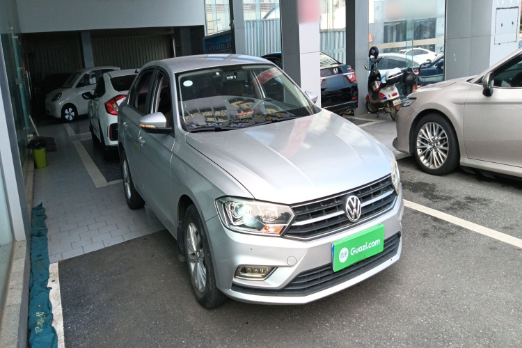 大众 宝来 2018款 1.5L 自动时尚型车身外观3