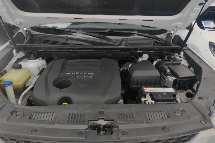 长安CS75 2016款 2.0L 手动舒适型 国V机舱底盘24