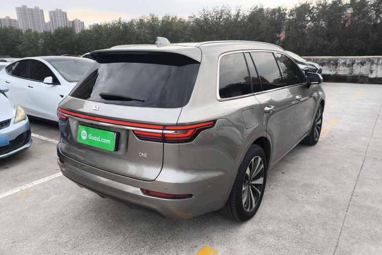 理想汽车 理想ONE 2021款 增程6座版车身外观6005