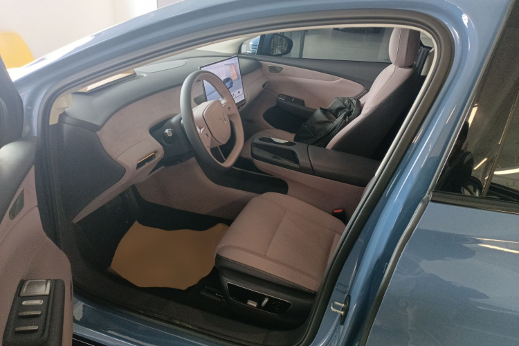 红旗天工05 2025款 750智选版局部细节19