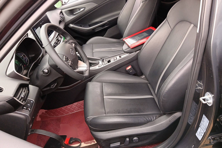 现代 菲斯塔 2021款 280TGDi DLX豪华版中控内饰19