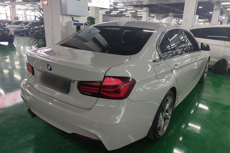 宝马3系 2018款 320Li M运动曜夜版车身外观7