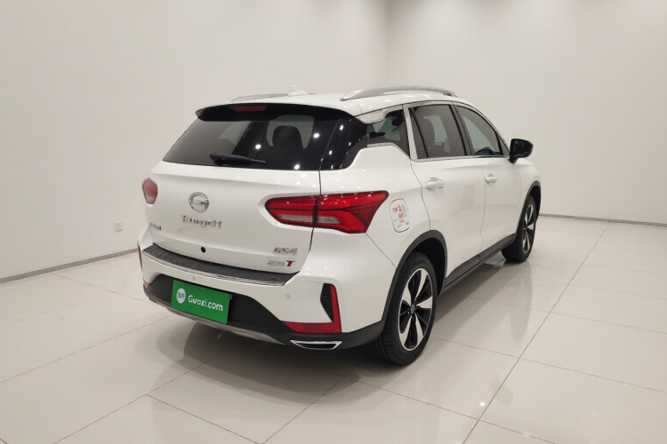 广汽传祺 传祺GS4 2018款 235T 手动两驱豪华百万纪念版车身外观7