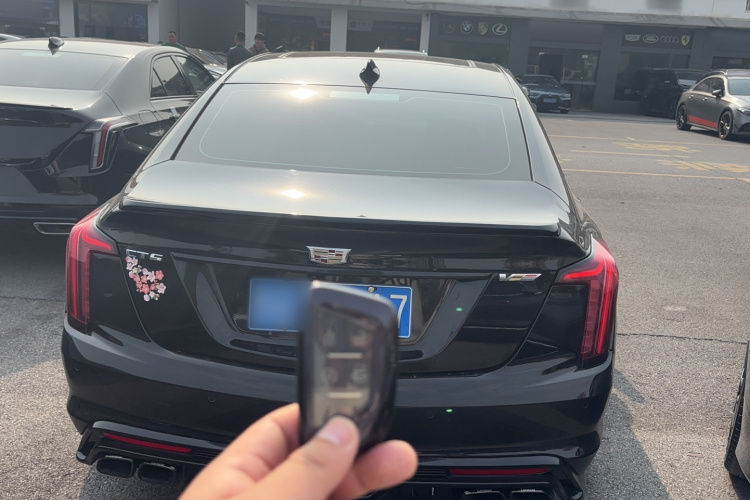 凯迪拉克CT5 2022款 28T 尊贵型车身外观6004