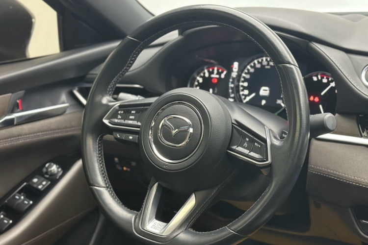 马自达 阿特兹 2020款 2.5L 蓝天尊崇版中控内饰7009