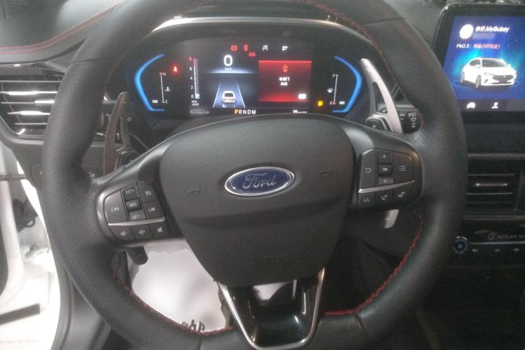 福特 福克斯 2022款 两厢 EcoBoost 180 自动ST Line中控内饰13