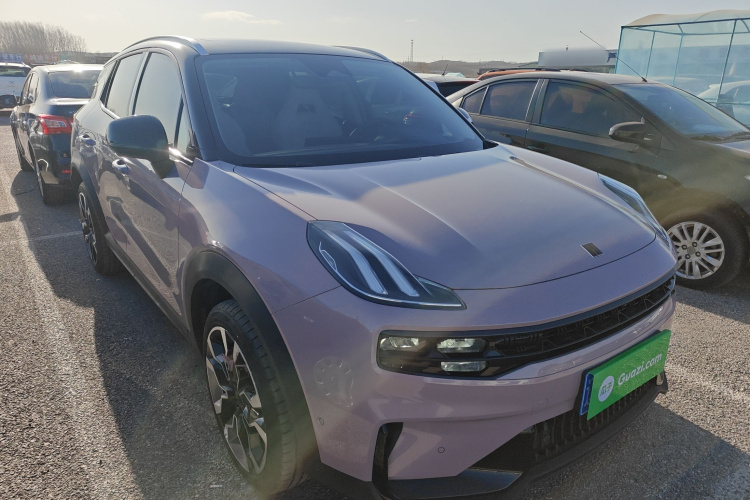 领克06 2023款 Remix 1.5T Shero车身外观3