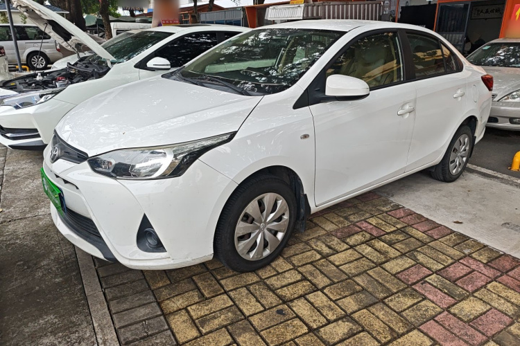 丰田 YARiS L 致享 2017款 1.5E CVT魅动版车身外观4