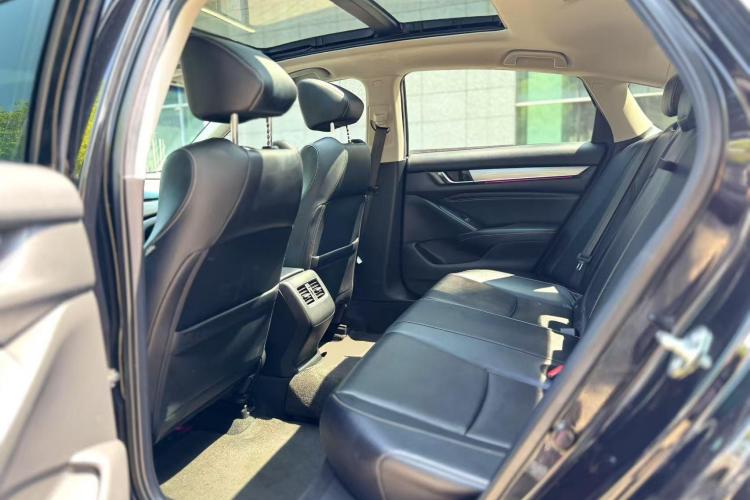 本田 英仕派 2019款 260TURBO 精致版 国VI中控内饰21