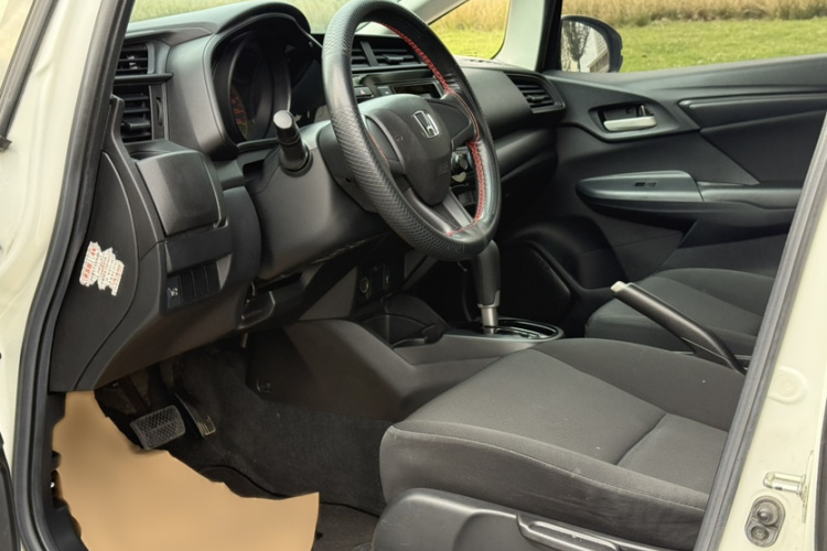 本田 飞度 2018款 1.5L CVT舒适版中控内饰7004