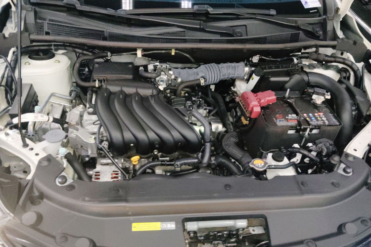 日产 轩逸 2024款 经典 1.6XL CVT豪华版机舱底盘24