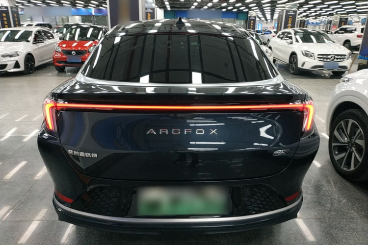 ARCFOX极狐 极狐 阿尔法S(ARCFOX αS) 2022款 708S 160kW车身外观6