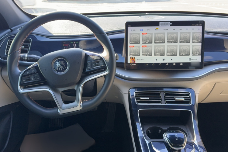 比亚迪 秦PLUS 2021款 DM-i 120KM 旗舰型中控内饰7006