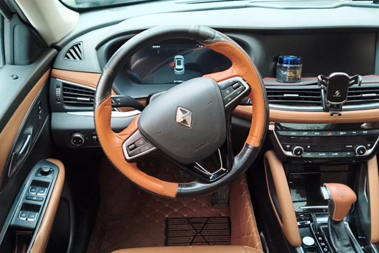 宝沃BX7 2016款 28T 两驱豪华版 5座中控内饰13