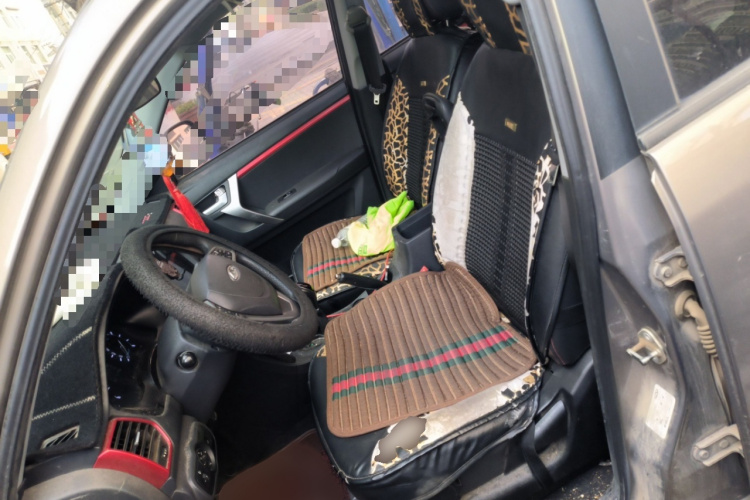 奇瑞 瑞虎3 2016款 1.6L CVT智尚版局部细节19