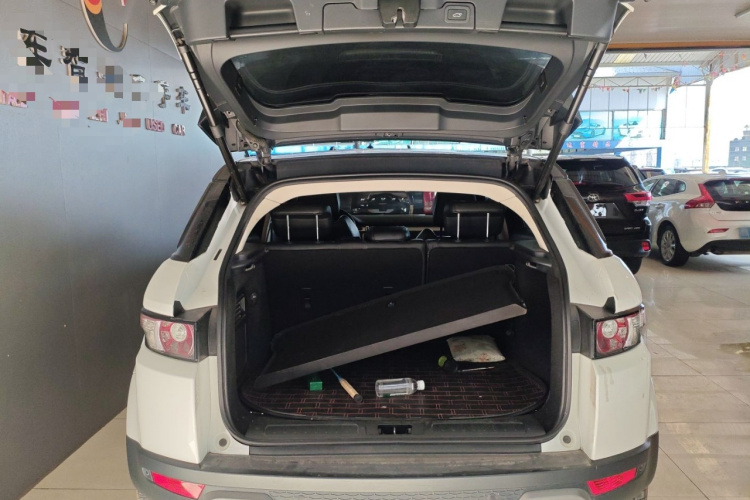 路虎 揽胜极光 2015款 2.0T 五门智耀版局部细节23