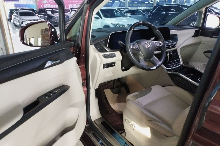 别克GL8 2023款 ES陆尊 舒适型中控内饰7003