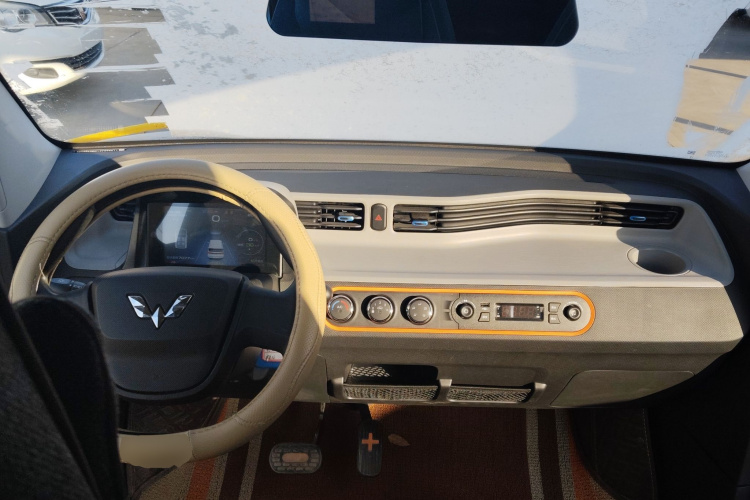 五菱汽车 宏光MINIEV 2021款 马卡龙臻享款 磷酸铁锂中控内饰12