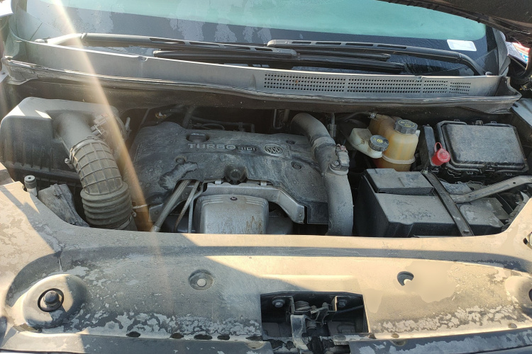 别克GL8 2017款 ES 28T 舒适型 国V机舱底盘24