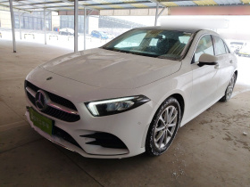 奔驰A级 2020款 改款 A 200 L 运动轿车时尚型