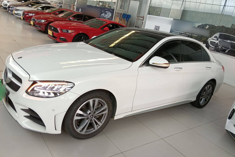 奔驰C级 2021款 C 200 L 时尚型运动版车身外观4