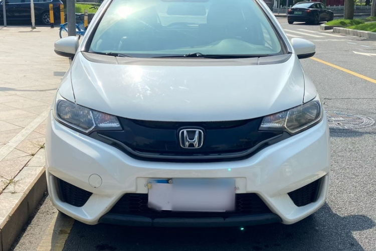 本田 飞度 2016款 1.5L LXS CVT舒适天窗版车身外观6005