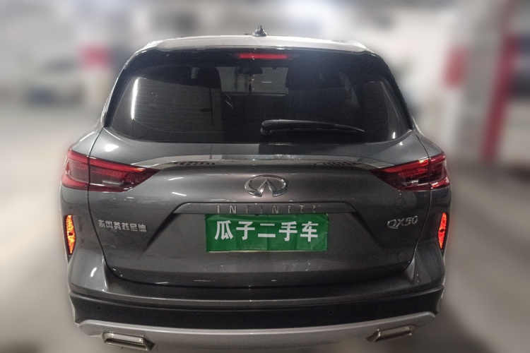 英菲尼迪QX50 2022款 2.0T 两驱领航版车身外观6