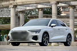 奥迪A3 2023款 A3L Limousine 35 TFSI 豪华运动型