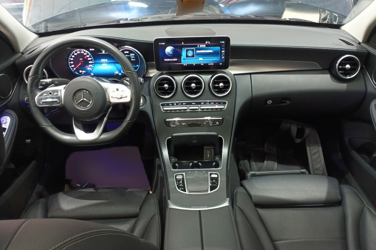 奔驰C级 2021款 C 260 L 运动版中控内饰7002