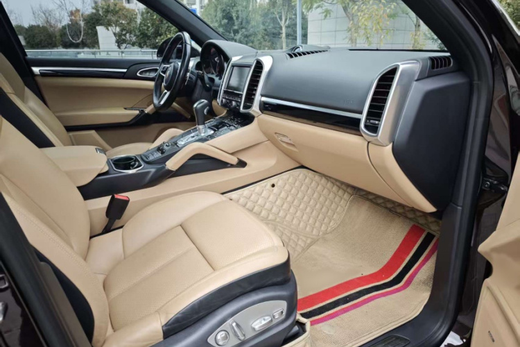 保时捷 2015款 Cayenne 3.0T车身外观6005