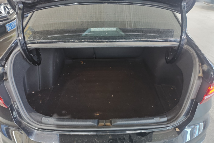 大众 朗逸 2024款 300TSI DSG星空满逸版机舱底盘23