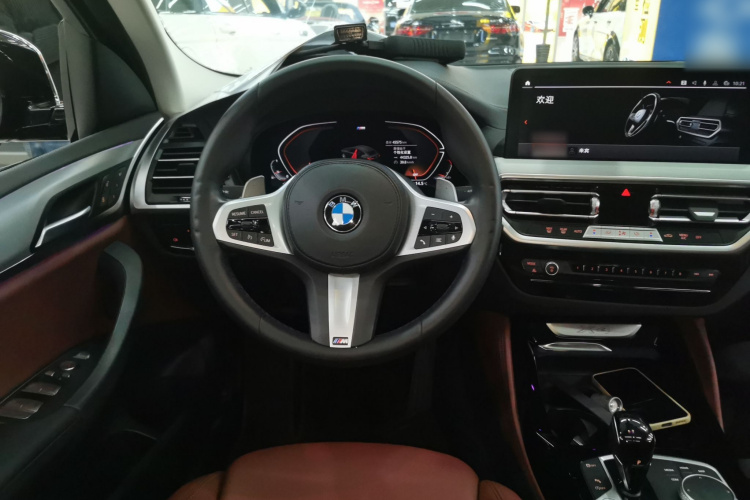 宝马X4 2022款 xDrive 25i M运动套装局部细节13
