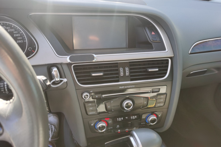 奥迪A4L 2015款 35 TFSI 自动舒适型局部细节16