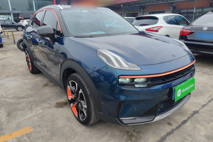 领克06 2020款 1.5T 耀Halo车身外观3