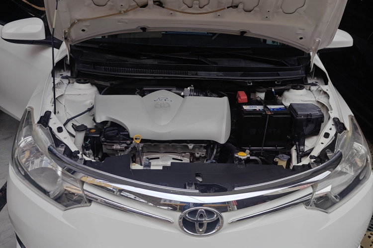 丰田 威驰 2014款 1.5L 自动智臻版局部细节24